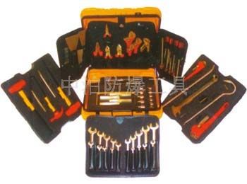 62PC Non-Magnetic Tool Kit